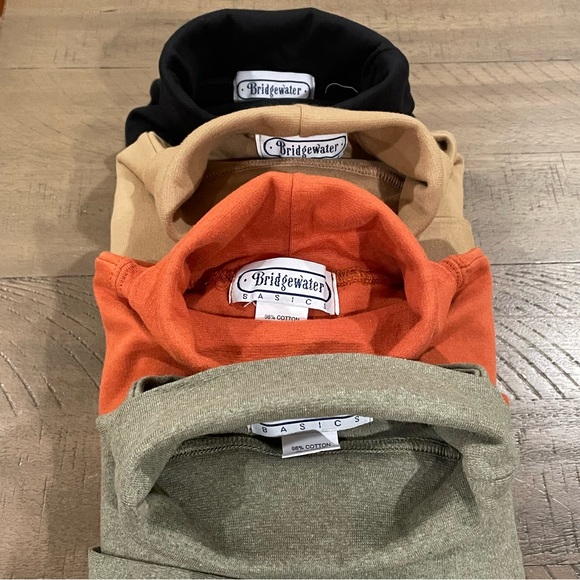 BUNDLE of 4 NWOT (Vntg) Bridgewater Basics Turtlenecks Long sleeves Size M - Picture 3 of 8